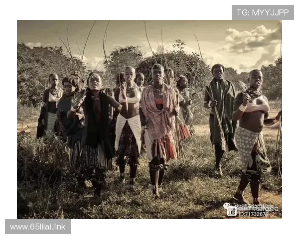 非洲魔鬼舞步震撼直播:原始部落神秘舞蹈全揭秘